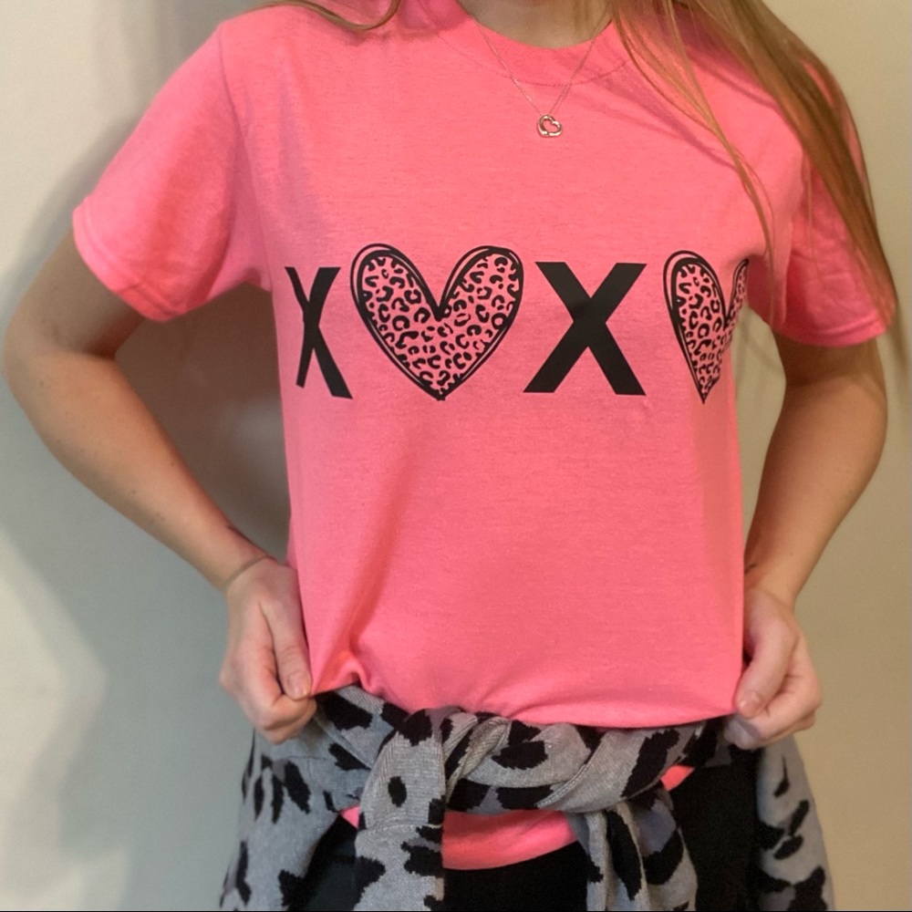 X💗X💗 tee